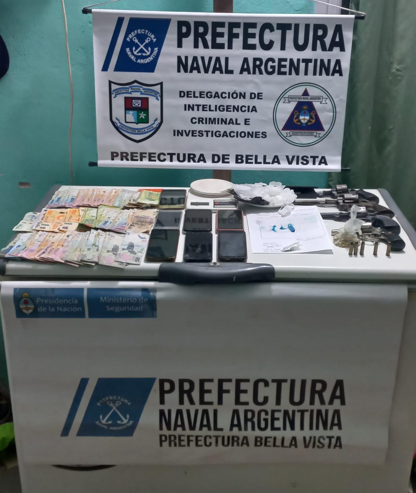 Corrientes: Prefectura detuvo a dos personas por tráfico de estupefacientes
