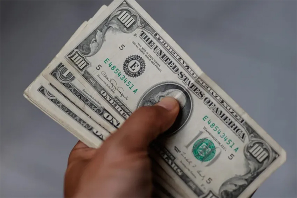 dólar subió