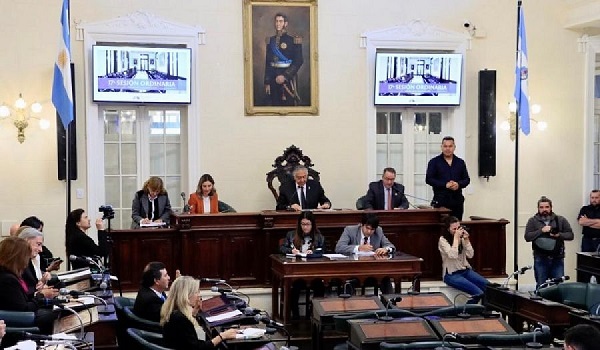 ALIMENTACION