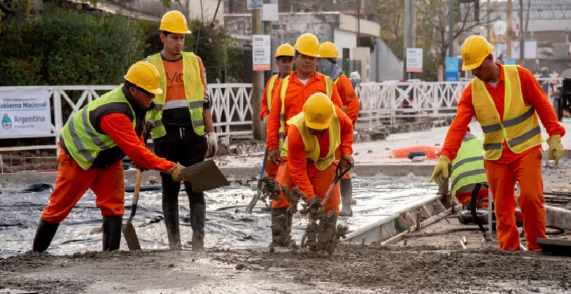 El costo de la construcción aumentó 2,7% en mayo y acumula una inflación de 12,8% en cinco meses