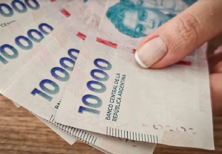 Según el Indec, los salarios subieron 3,7% en abril y le ganaron a la inflación