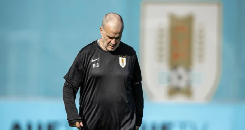Marcelo Bielsa se despidió de la selección de Uruguay