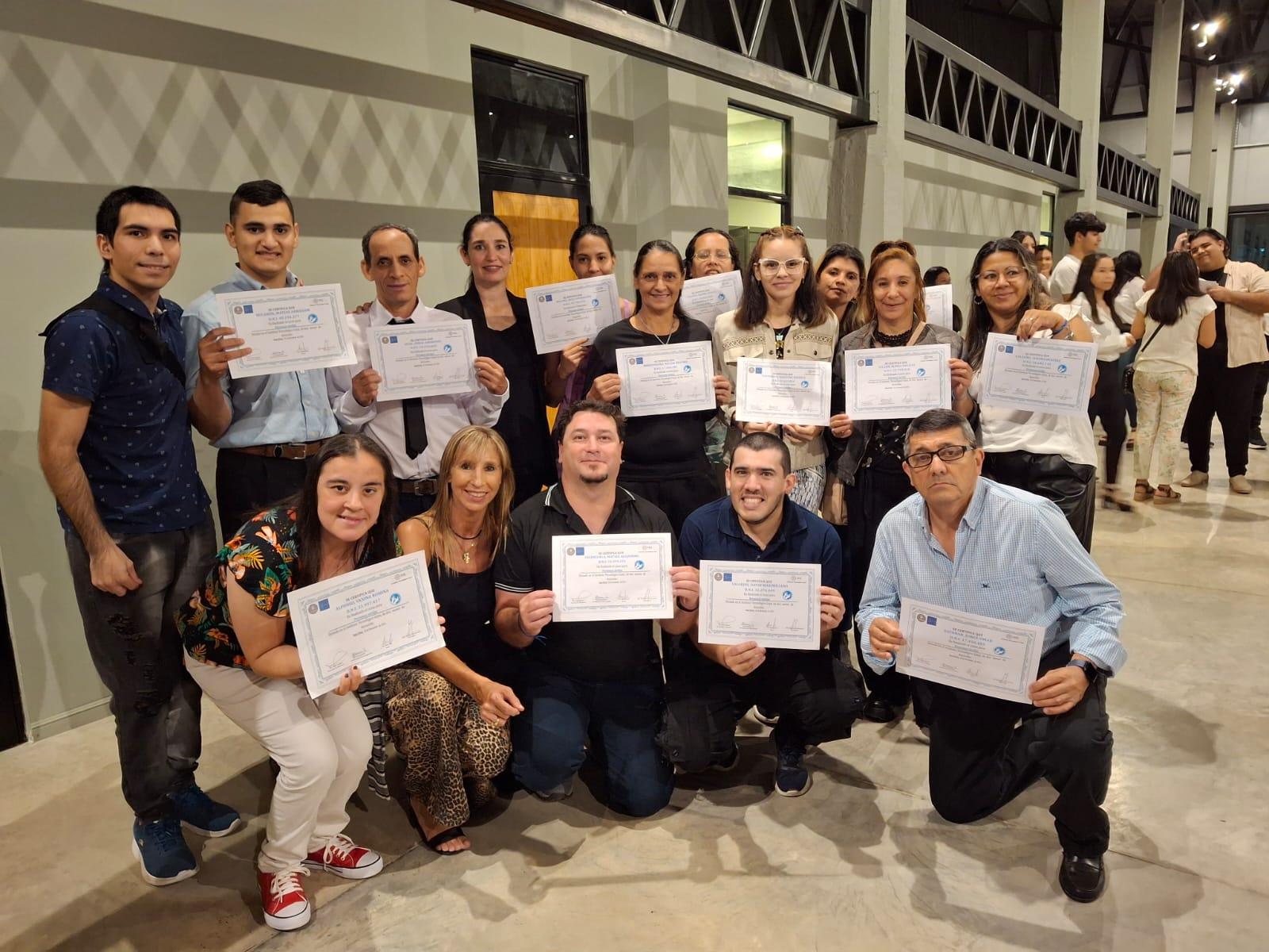 LA COMUNIDAD DE PERSONAS SORDAS RECIBIÓ CAPACITACIÓN INFORMÁTICA