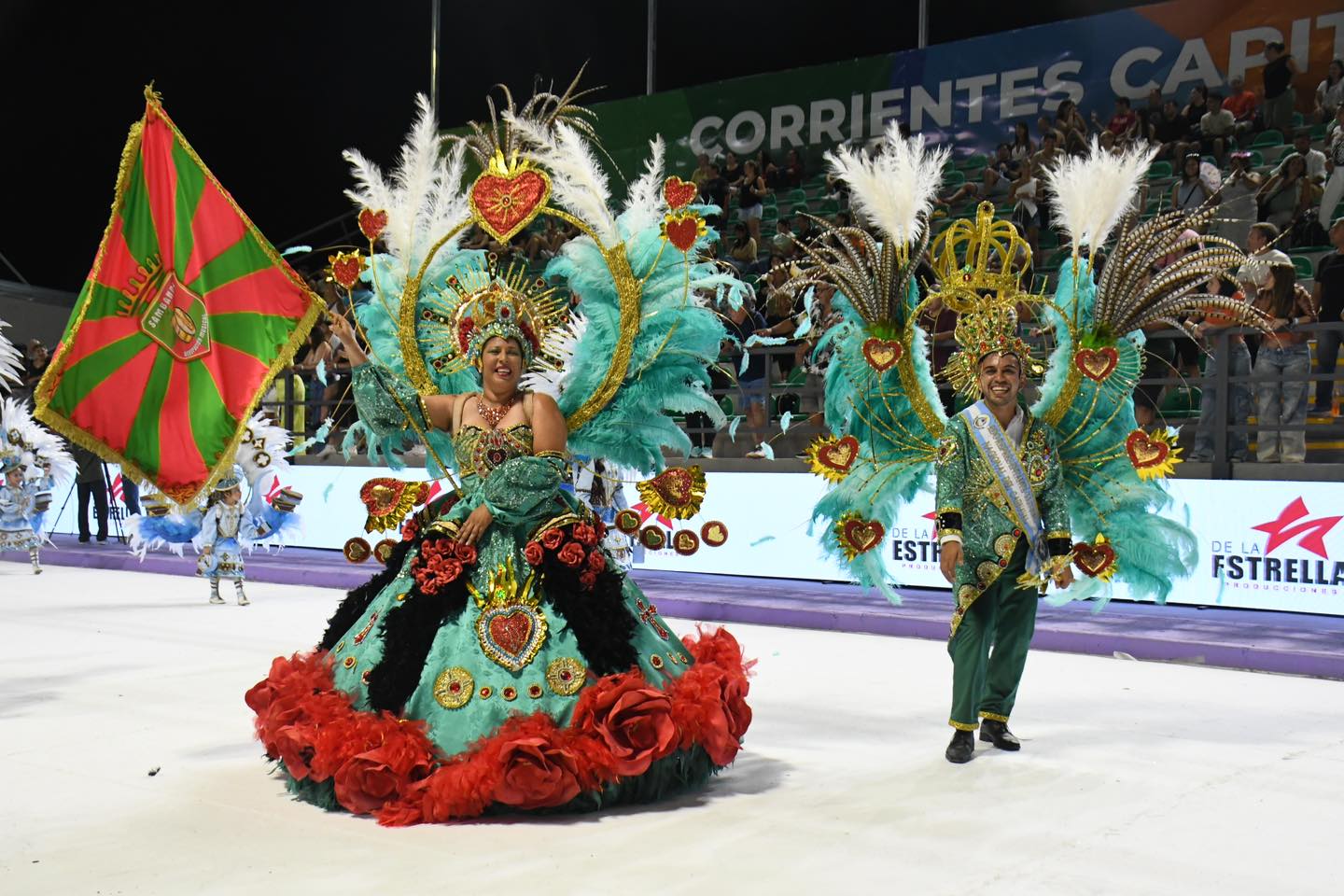¡Los Carnavales Correntinos comenzaron con un show de brillo y glamour impresionante!