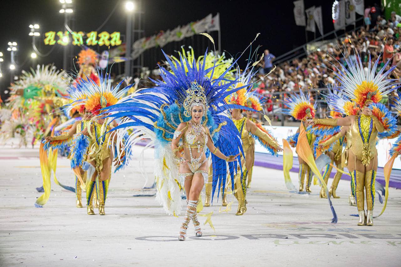 AYMARÁ LLENÓ DE PASIÓN Y FANTASÍA EL CORSÓDROMO DE CORRIENTES