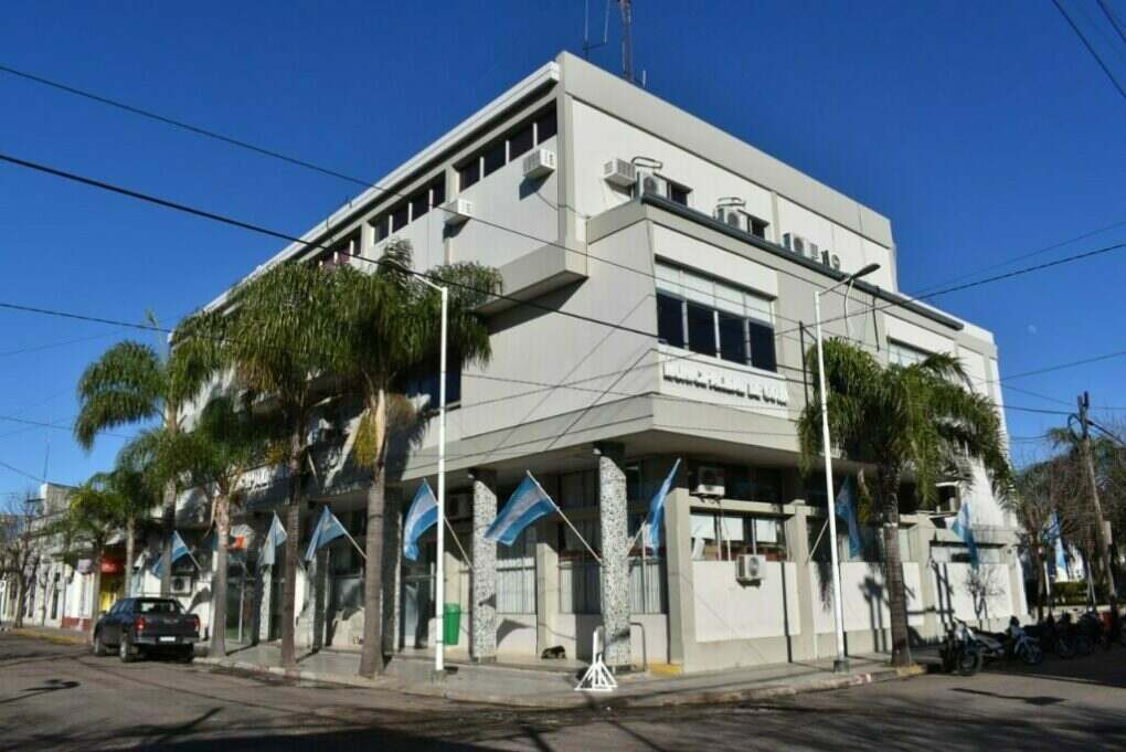 LLAMADO A INSCRIPCIÓN: CONCURSO PÚBLICO DE ANTECEDENTES PARA CARGO VACANTE EN TRIBUNAL DE CUENTAS MUNICIPAL