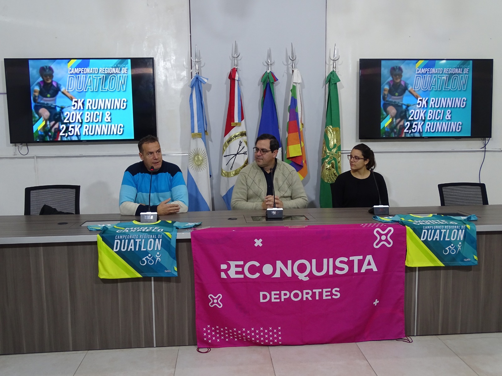El Gobierno de Reconquista y "Tribu Entrenamiento" presentaron la 2º fecha del Campeonato Regional de Duatlón