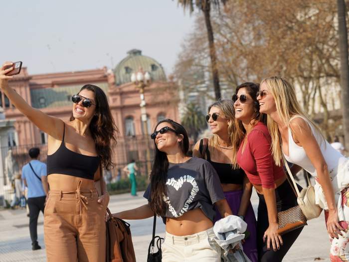 FERIADOS EN ARGENTINA: Cuándo son los feriados de octubre y cuándo hay fin de semana largo.
