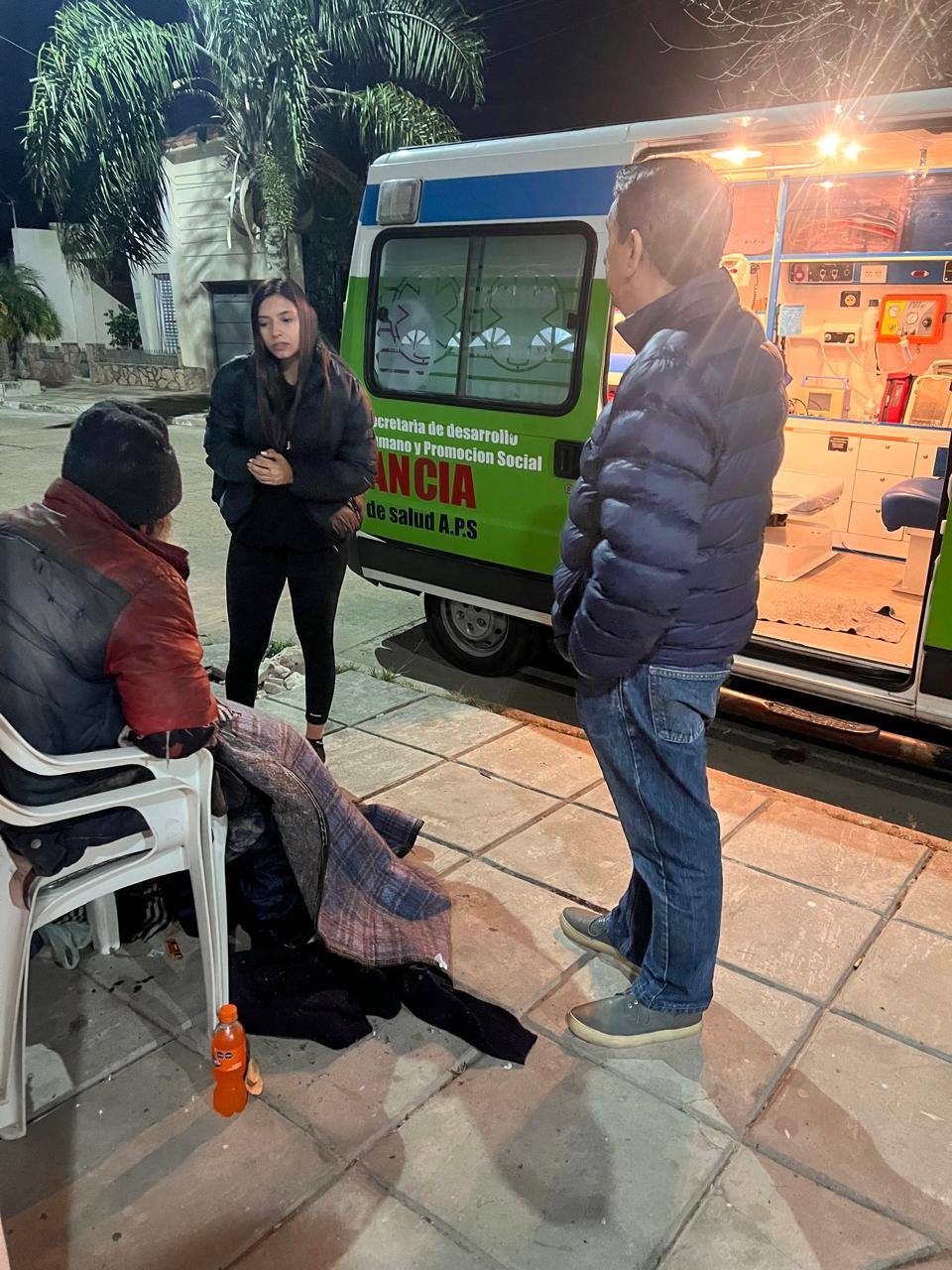 EN PLENA OLA POLAR, LA MUNICIPALIDAD REFUERZA LA ASISTENCIA SOCIAL: