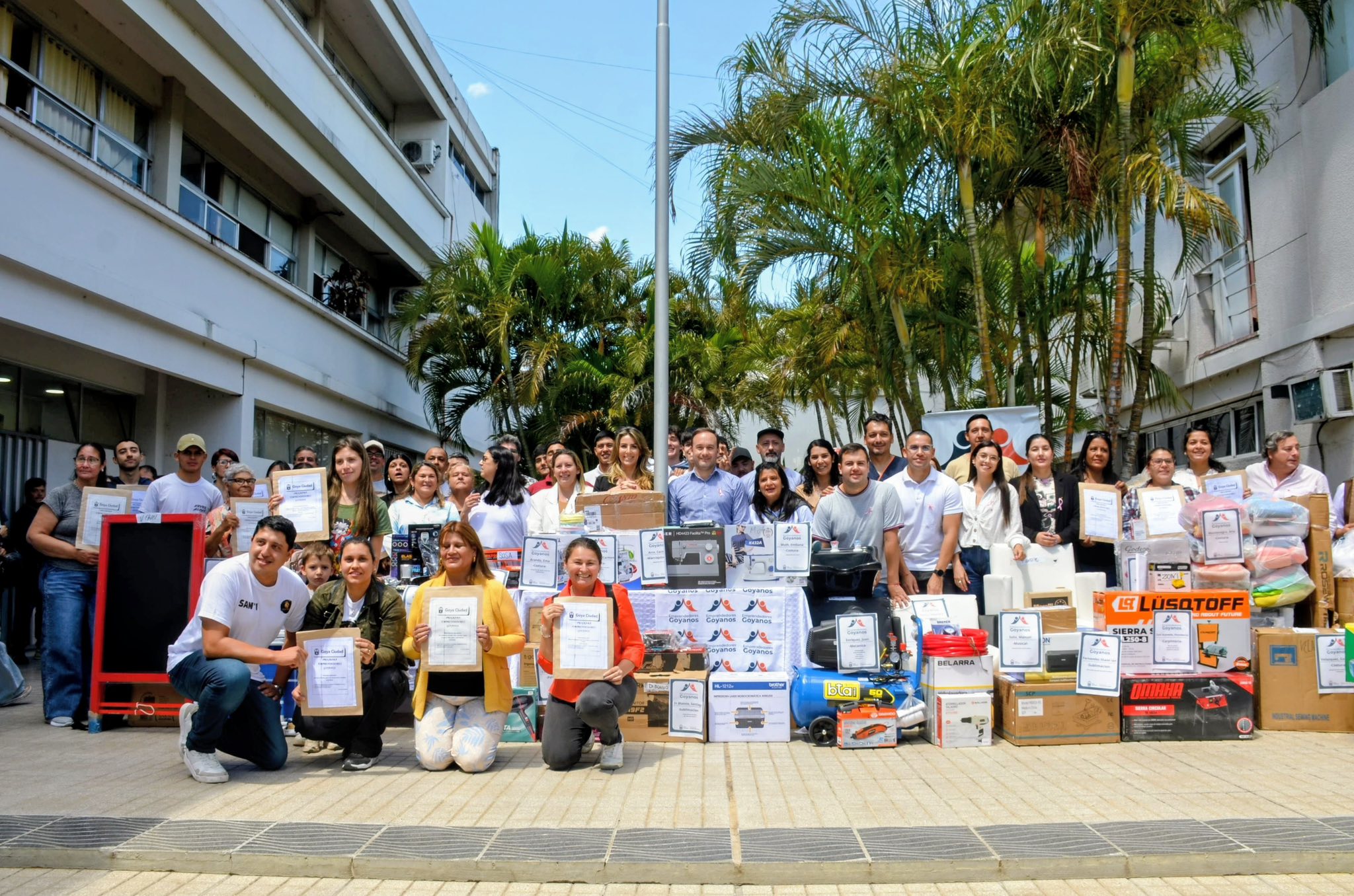 LA MUNICIPALIDAD DE GOYA ACOMPAÑA Y APOYA A 700 EMPRENDIMIENTOS DE LA CIUDAD