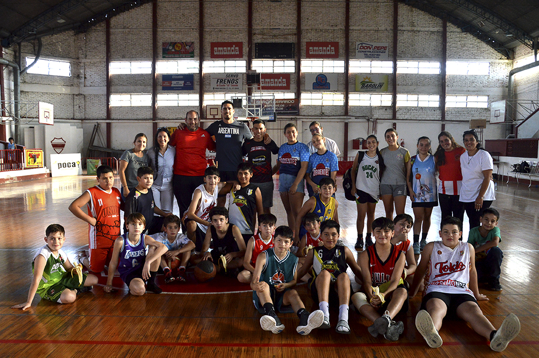 CAMPUS MINI BASQUET