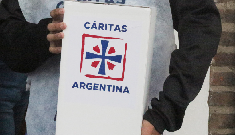 CÁRITAS DIOCESANA REALIZA CENA COMUNITARIA SOLIDARIA EN LA CATEDRAL