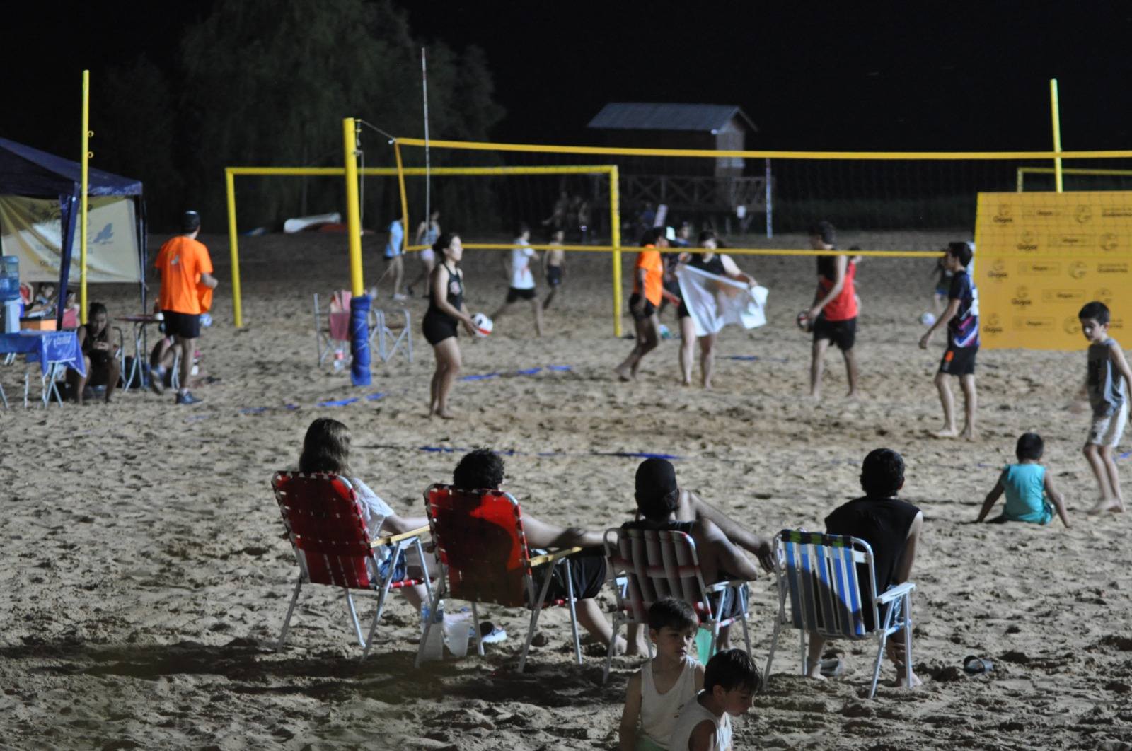 VOLEY EN PLAYA EL INGÁ: ESTE FIN DE SEMANA SE JUEGA UNA NUEVA FECHA DEL TORNEO 