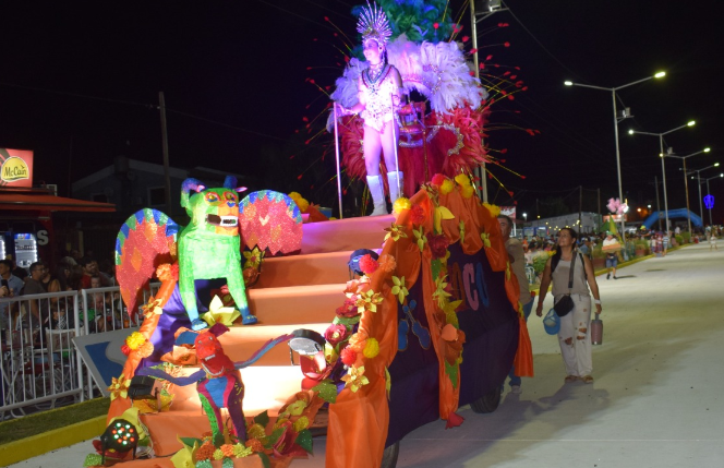 Cierre de los carnavales en Carolina con amplia convocatoria