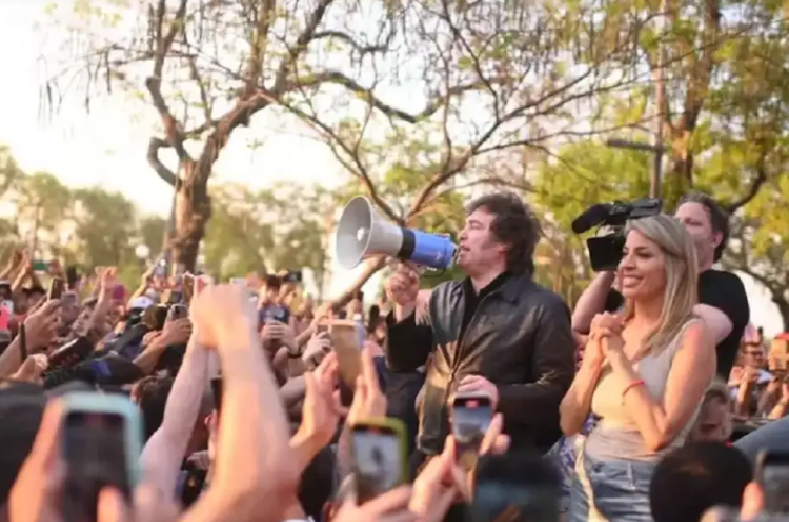 Virginia Gallardo, al Congreso: "Voy a levantar la mano por el presidente porque es el rumbo que le quiero dar a mi provincia"