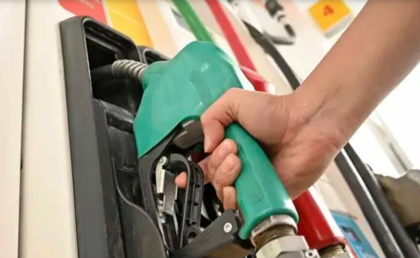 El Gobierno avanza con la implementación del autodespacho de combustibles en estaciones de servicio