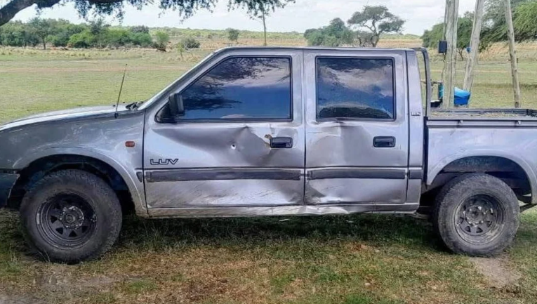 Una funcionaria atacó a balazos el auto de su esposo en Corrientes