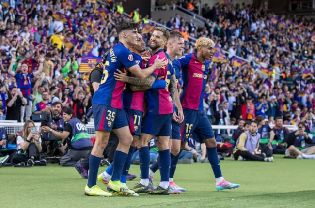 Barcelona venció 4-3 al Real Madrid en un clásico inolvidable y acaricia el título de La Liga