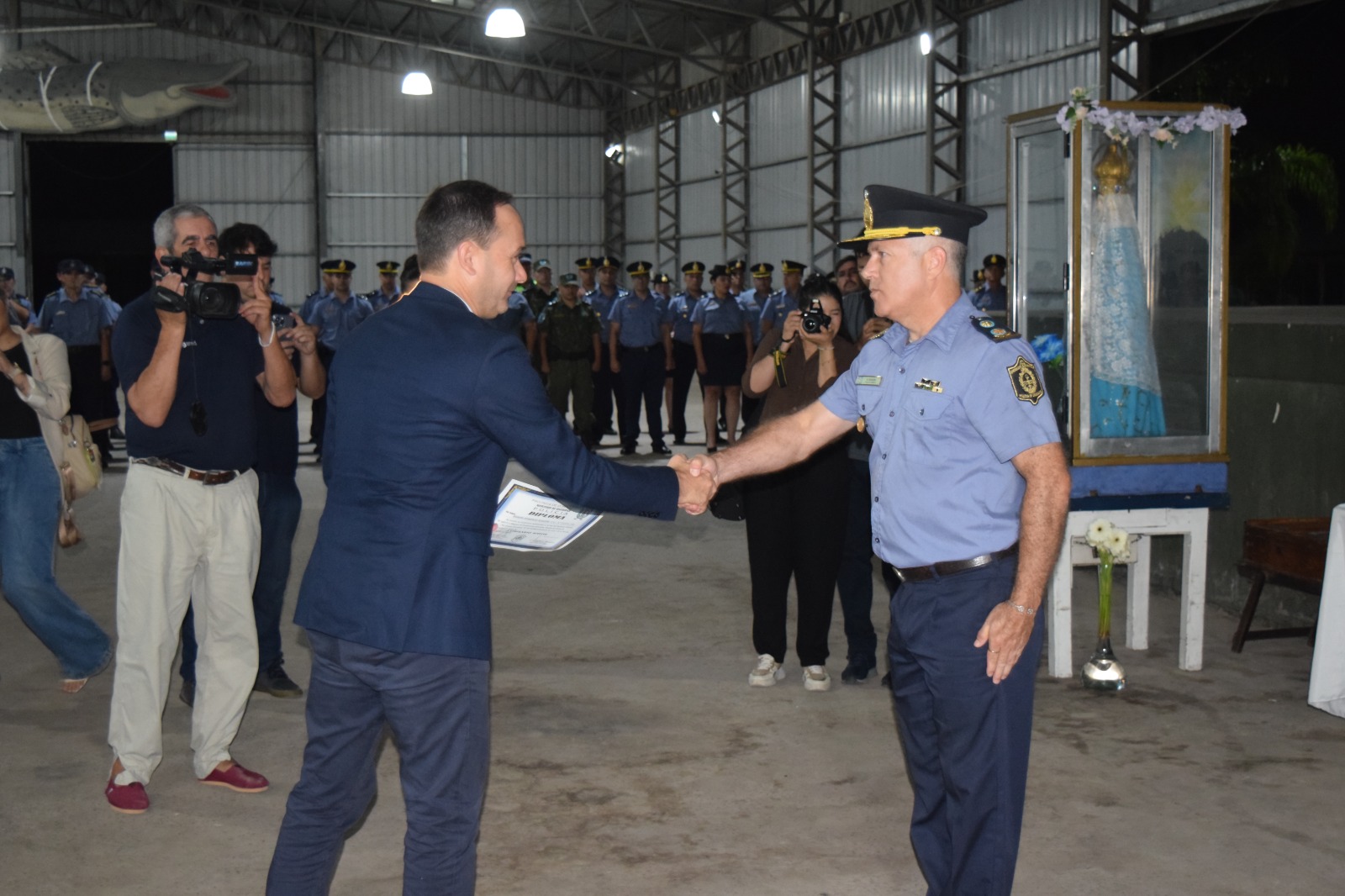 INTENDENTE MARIANO HORMAECHEA ACOMPAÑÓ EL ASCENSO DE MÁS DE 200 EFECTIVOS POLICIALES EN GOYA