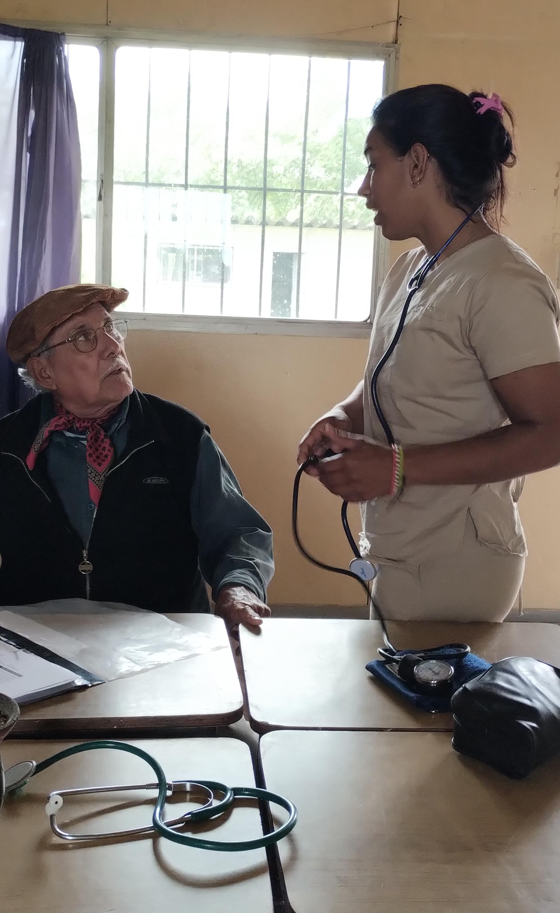 DISPOSITIVO MÉDICO ASISTENCIAL EN LA ZONA RURAL