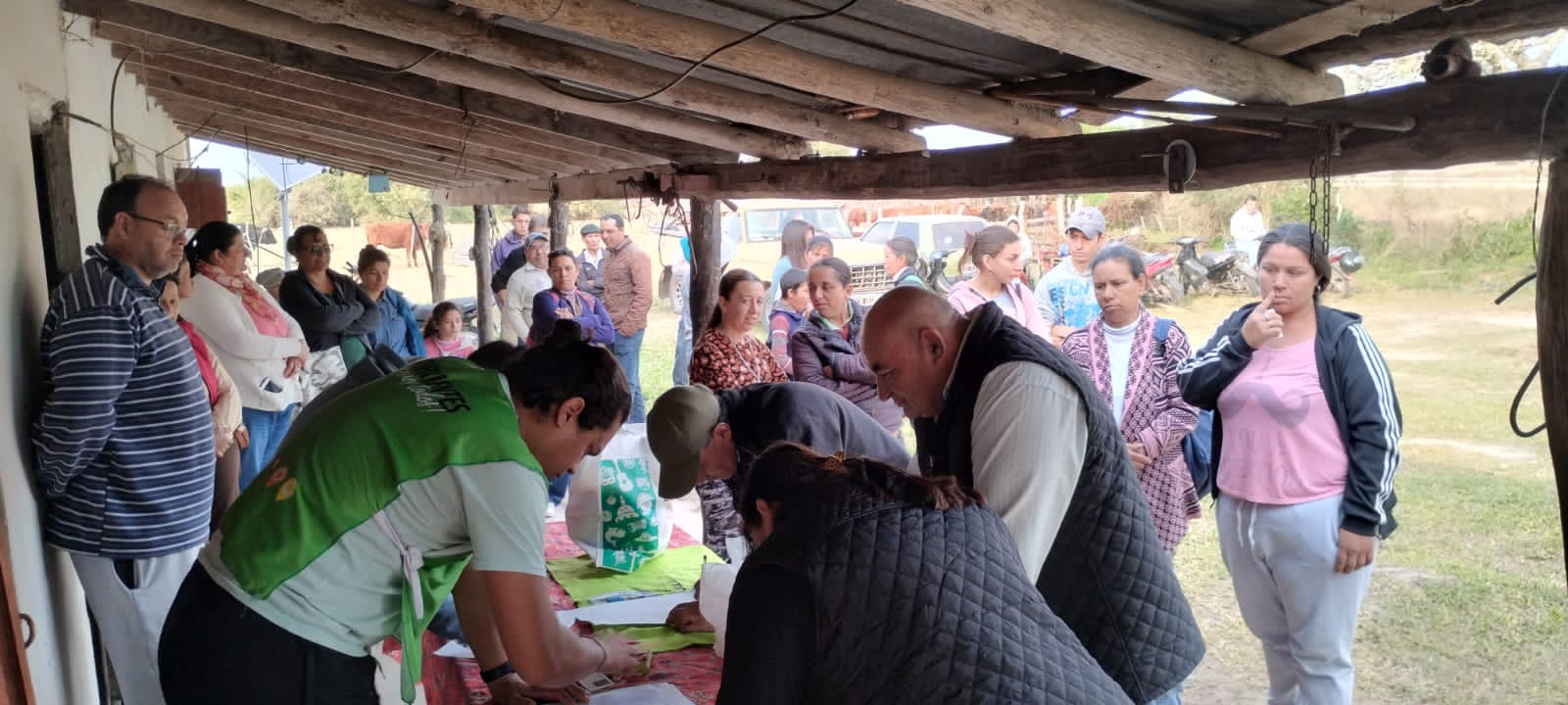 DISPOSITIVO DE SALUD Y ASISTENCIA:  40 FAMILIAS FUERON ATENDIDAS EN ZONA RURAL 