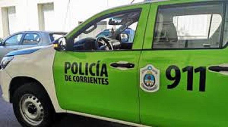 ROBO VIOLENTO: DELINCUENTES DISFRAZADOS DE POLICÍAS FEDERALES ATACAN EN CORRIENTES