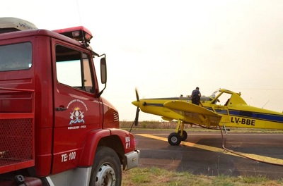 AVION HIDRANTE