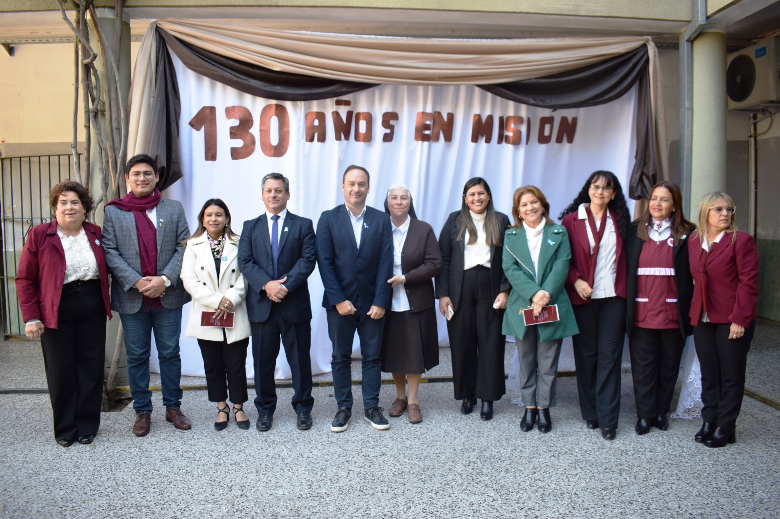 EL INTENDENTE HORMAECHEA ACOMPAÑÓ LOS FESTEJOS POR LOS 130 AÑOS DEL INSTITUTO SANTA TERESA DE JESÚS