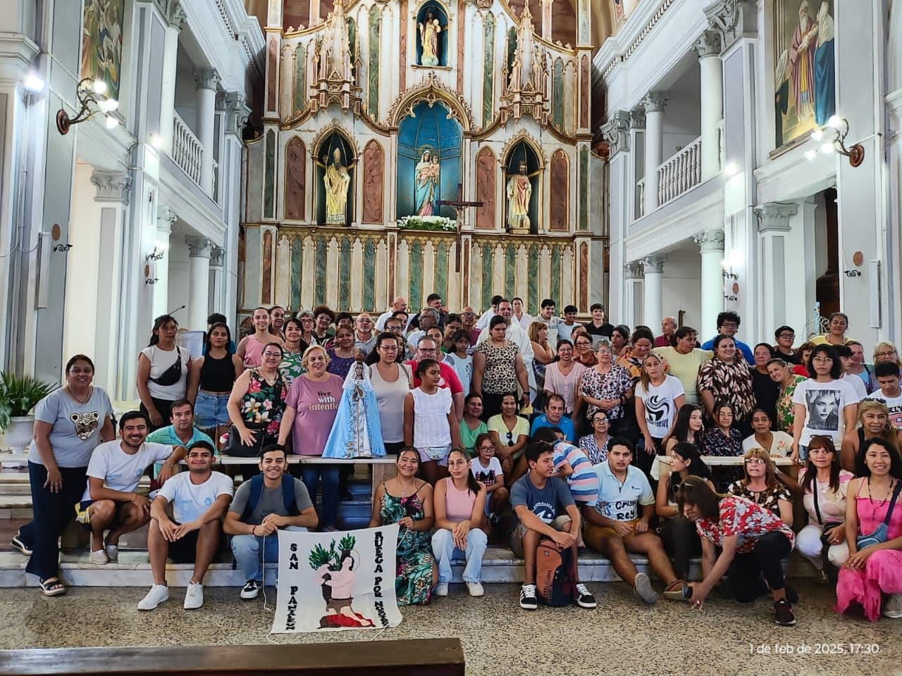 Parroquias Itatí y San Pantaleón: Comenzaron el Año Pastoral con una peregrinación de la esperanza.