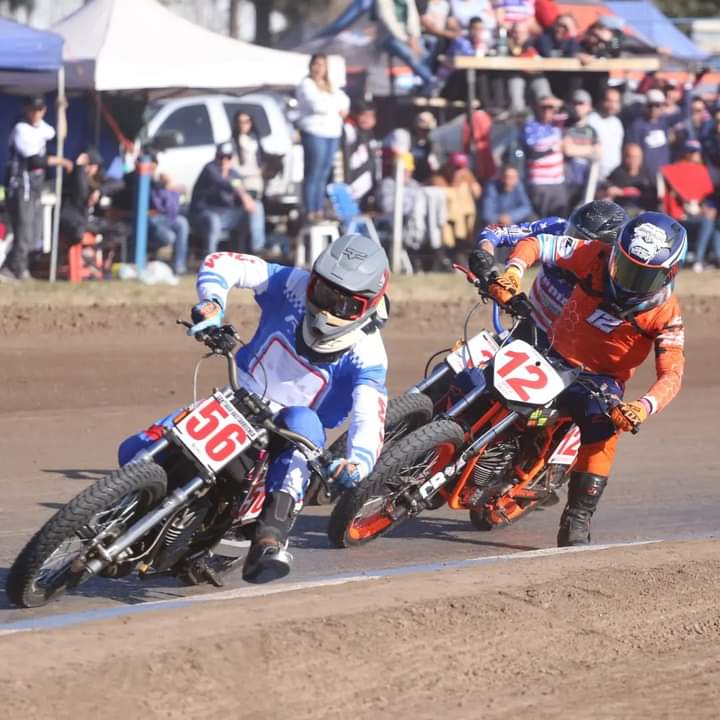 CERTAMEN ARGENTINO DE MOTOCICLISMO GRAN TRABAJO DEL CORRENTINO SANTIAGO BASTERRECHEA EN OVALO DE TIERRA