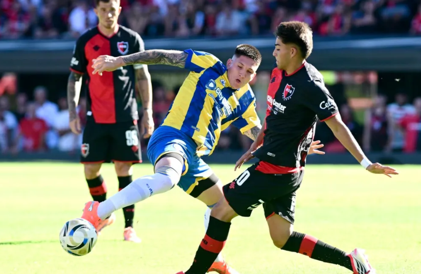 Rosario Central venció 2-0 a Newell's y no pierde en el Coloso hace 18 años