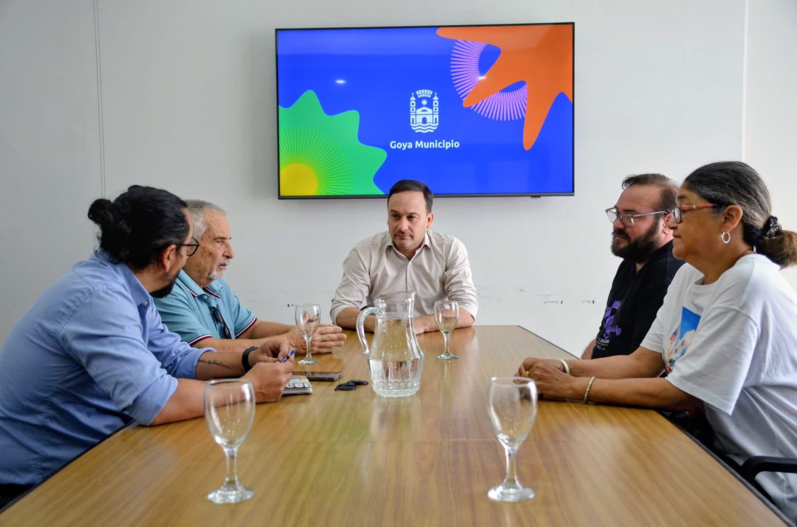MARIANO HORMAECHEA RECIBIÓ A INTEGRANTES DEL TEATRO VOCACIONAL CANDILEJAS Y REAFIRMÓ SU APOYO A LA CULTURA GOYANA