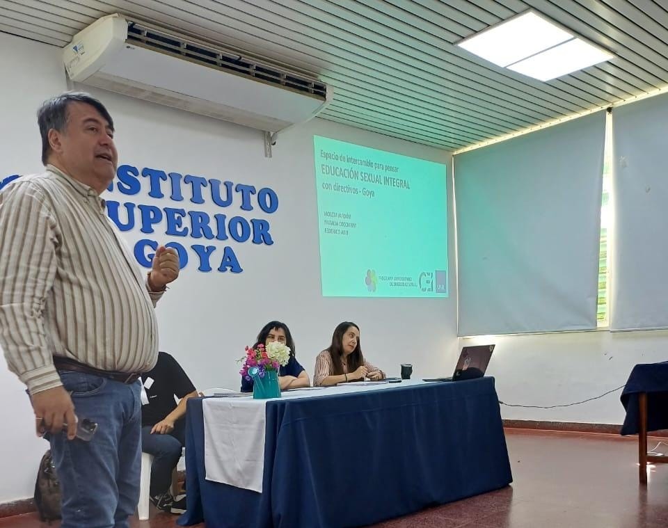 JORNADA INSTITUCIONAL PARA DIRECTIVOS Y DOCENTES DEL NIVEL MEDIO