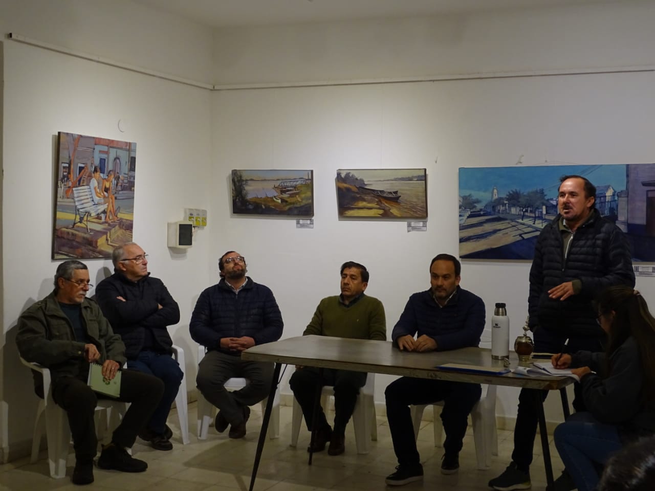 Reunión de vecinos con el Intendente: CARLOS VÁSQUEZ DESTACÓ DISPOSICIÓN DE RESIDUOS Y PODA COMO PRINCIPALES TEMAS ABORDADOS