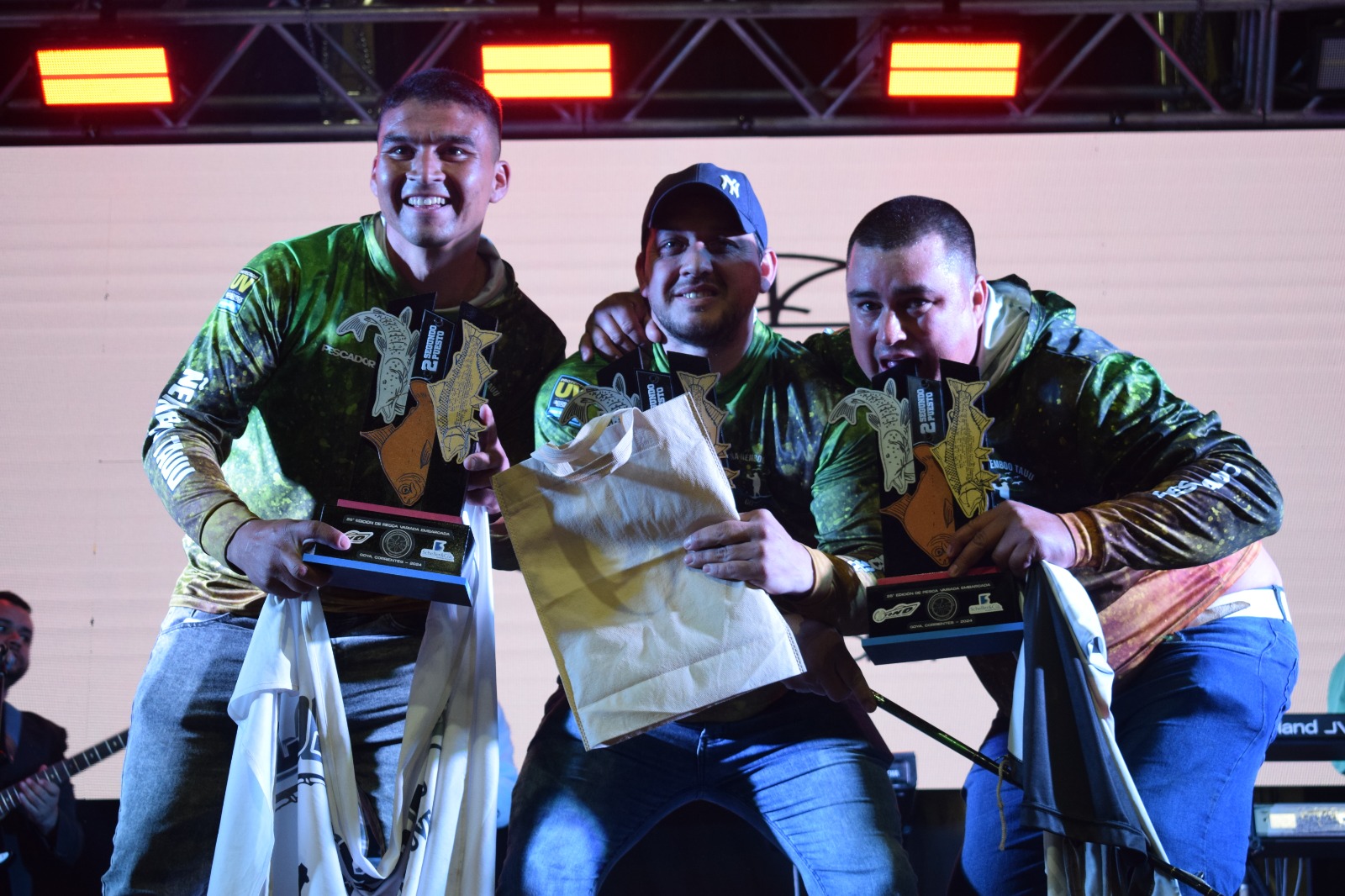 ESPLÉNDIDO FINAL DE LA PESCA VARIADA CON LA CENA DE CLAUSURA Y PREMIACIÓN