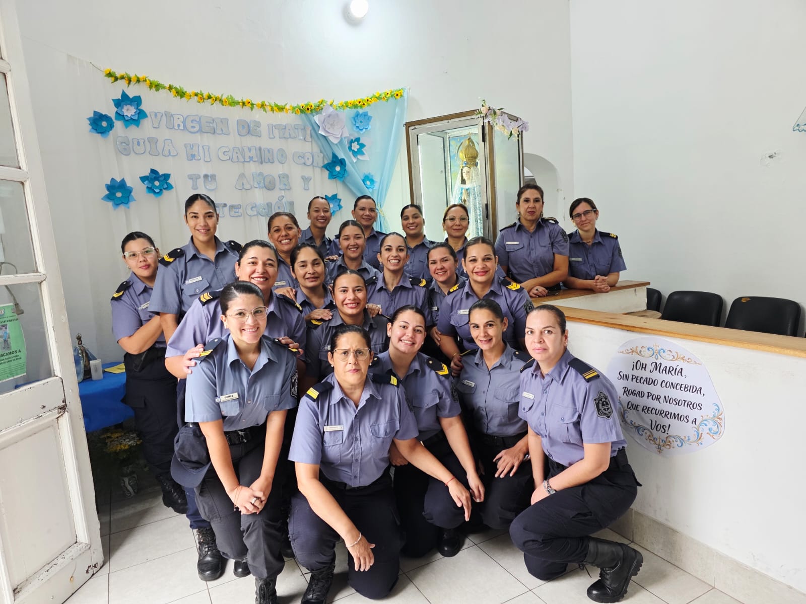 LA IMAGEN DE LA VIRGEN DE ITATÍ VISITA LA COMISARÍA DE LA MUJER EN GOYA