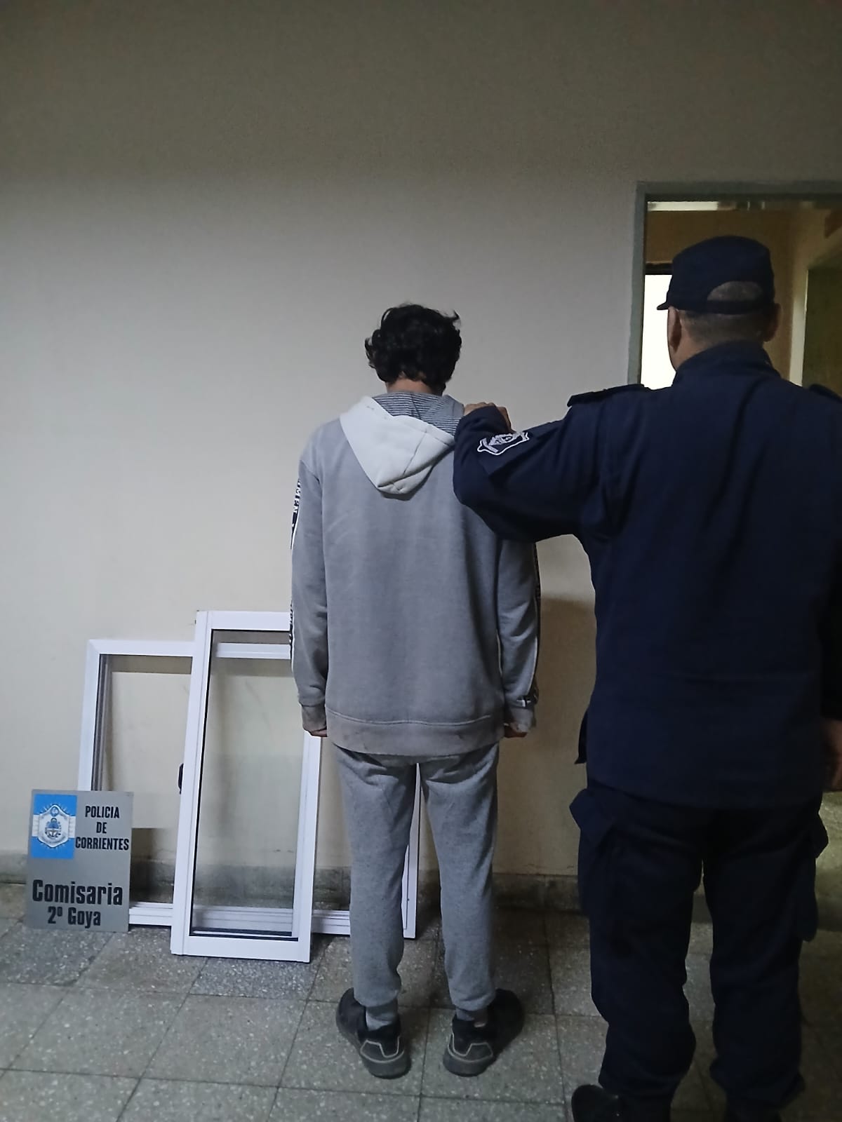 LA POLICÍA DETUVO A UN LADRÓN Y RECUPERÓ ELEMENTOS ROBADOS 