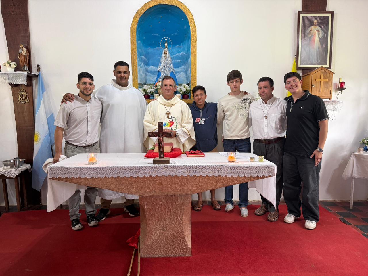 EL OBISPO VISITÓ CARLOS PELLEGRINI EN LA FIESTA DEL BAUTISMO DEL SEÑOR