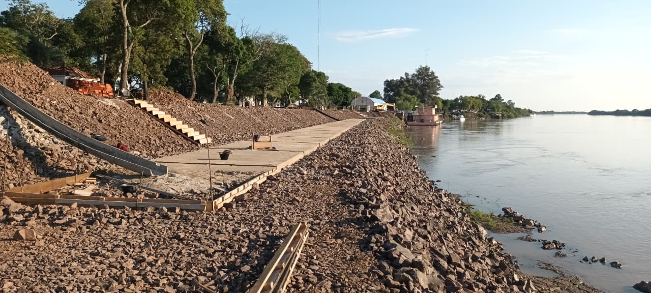 CONTINÚA EL PROCESO DE RECONSTRUCCIÓN Y PUESTA EN VALOR DE LA NUEVA COSTANERA DE LOS GOYANOS