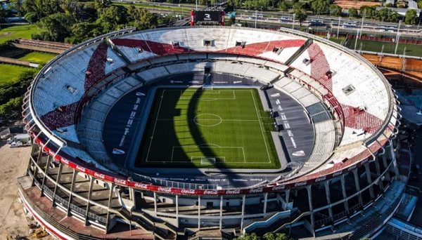 Corrientes bajo fuego: River abre el Monumental para recibir donaciones