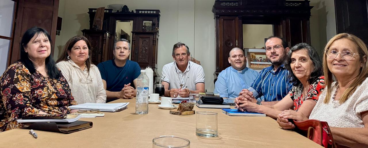 EL OBISPADO DE GOYA AVANZA EN LA SINODALIDAD CON LA DESIGNACIÓN DE UNA DELEGADA LAICA PARA LA EDUCACIÓN CATÓLICA