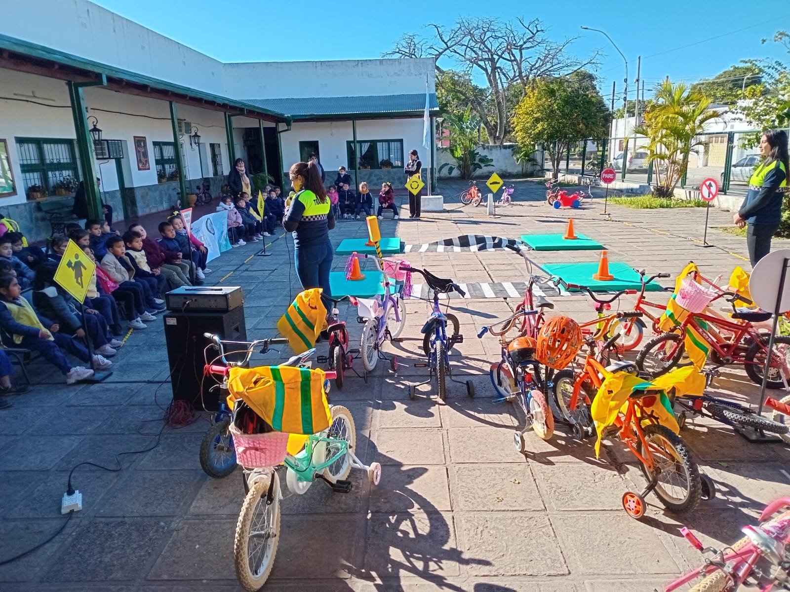 CAMPAÑA DE SEGURIDAD Y EDUCACIÓN VIAL