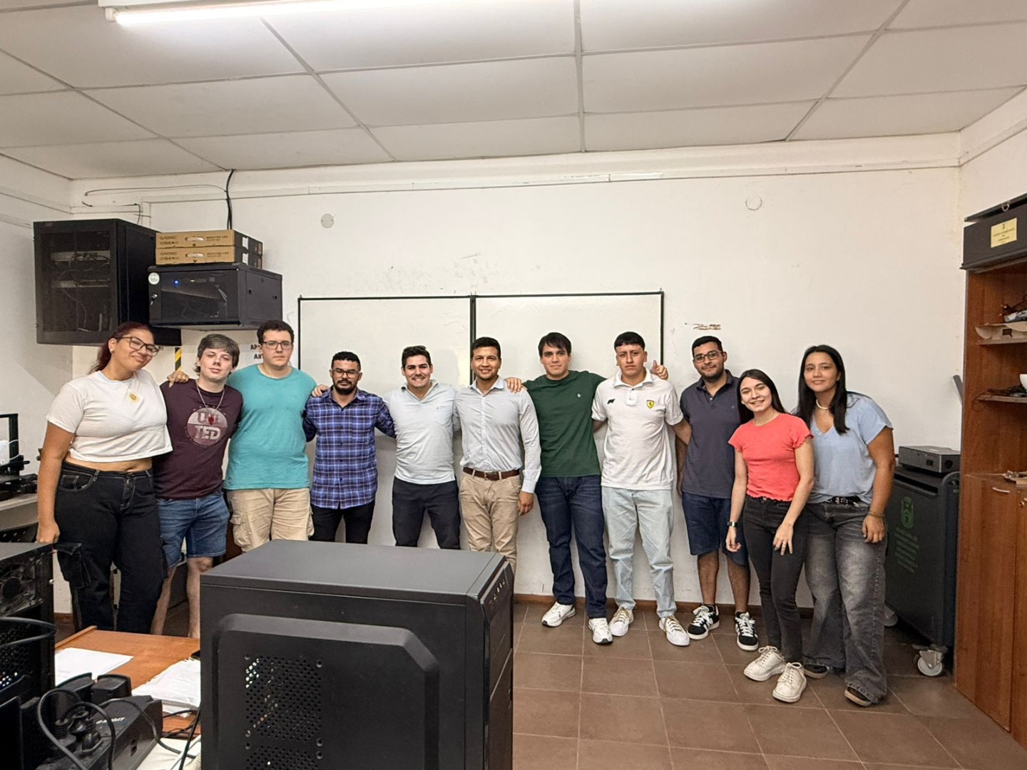 NUEVOS EGRESADOS DE LA UTN: ORGULLO PARA LA EDUCACIÓN GOYANA