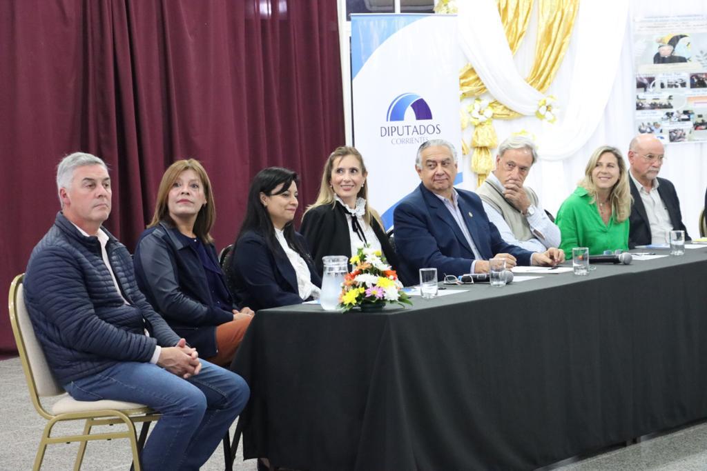 Por su legado educativo: El Padre Adolfo Smiguel es Ciudadano Ilustre por Ley Provincial