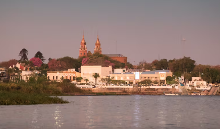 ESQUINA: Hallaron el cuerpo de uno de los dos jóvenes que eran intensamente buscados en el río Paraná