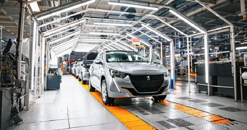 La industria automotriz volvió a mostrar señales de estabilidad, pero sigue por debajo de 2025