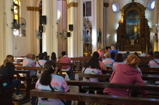 LAS SIETE IGLESIAS: RECORRIDO DE SEMANA SANTA EN CORRIENTES CAPITAL