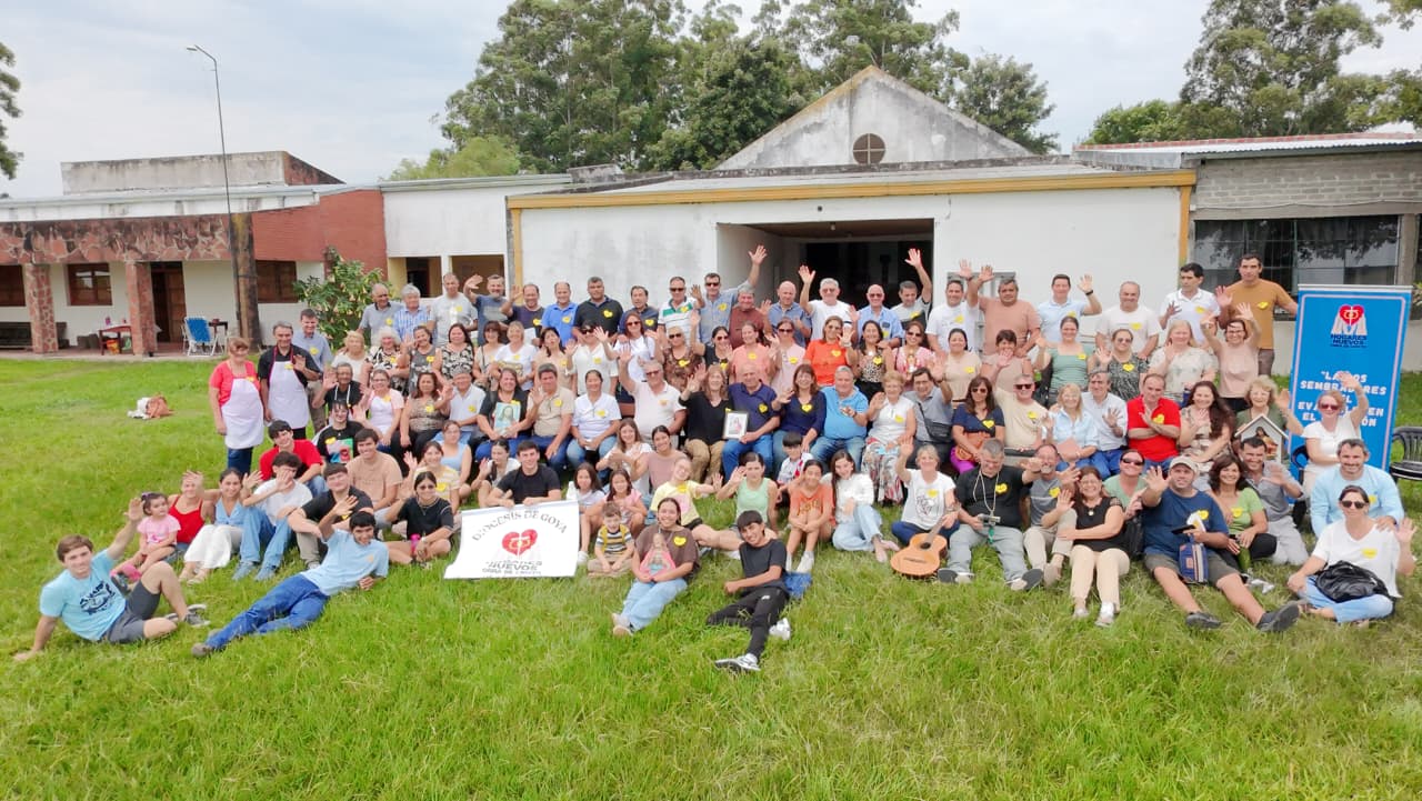 MOVIMIENTO HOGARES NUEVOS: FAMILIAS RENOVARON SU COMPROMISO EVANGELIZADOR