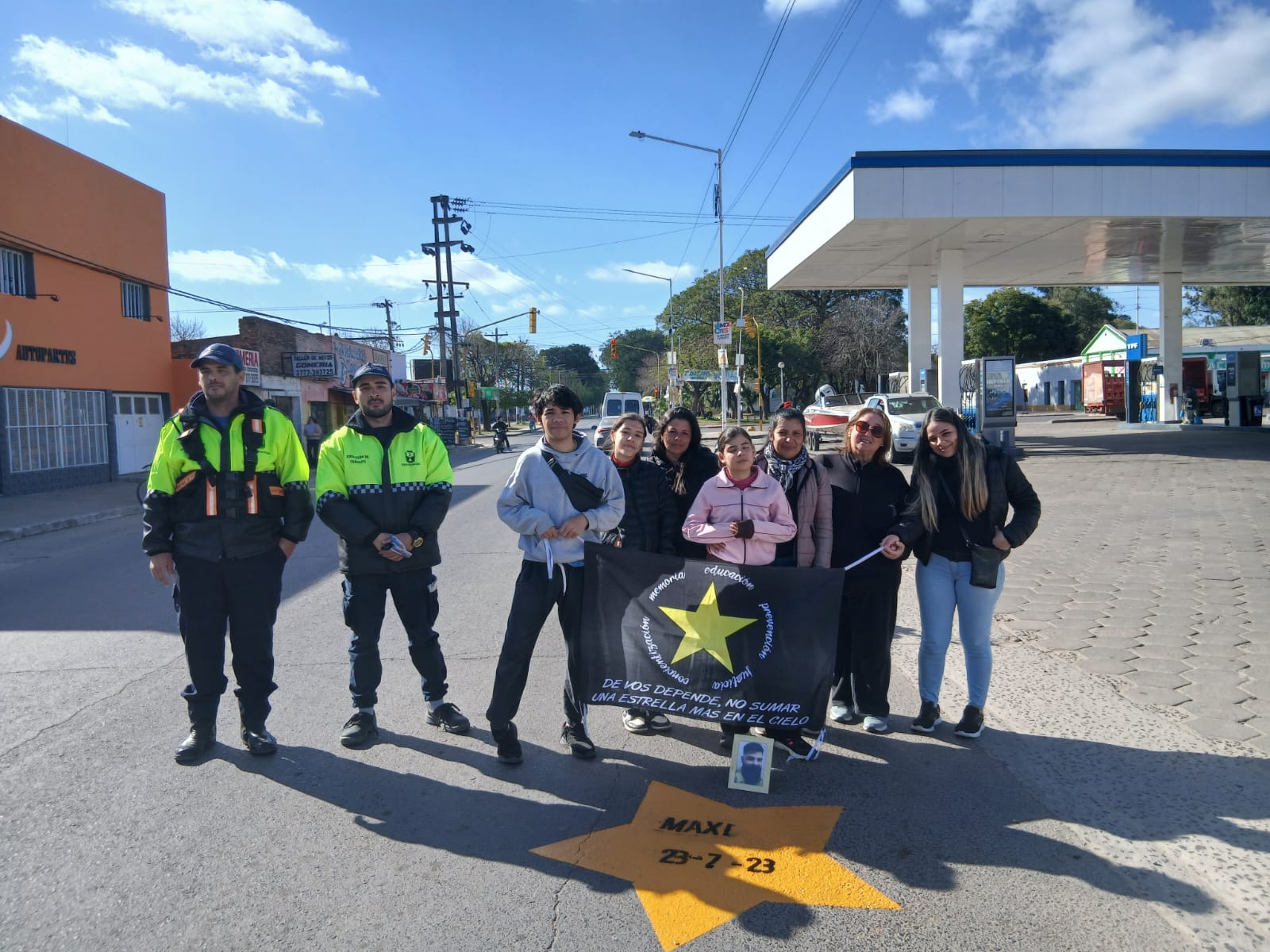 HOMENAJEARON A MOTOCICLISTA QUE MURIÓ ATROPELLADO EN ROLÓN CASI MADARIAGA