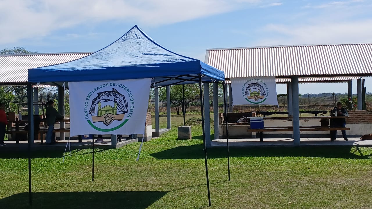 CAMPING CENTRO DE EMPLEADOS DE COMERCIO EN CAROLINA